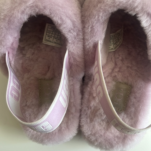UGG® Fluff Yeah Slide Seashell Pink Size 7 w/ original box - Picture 6 of 7
